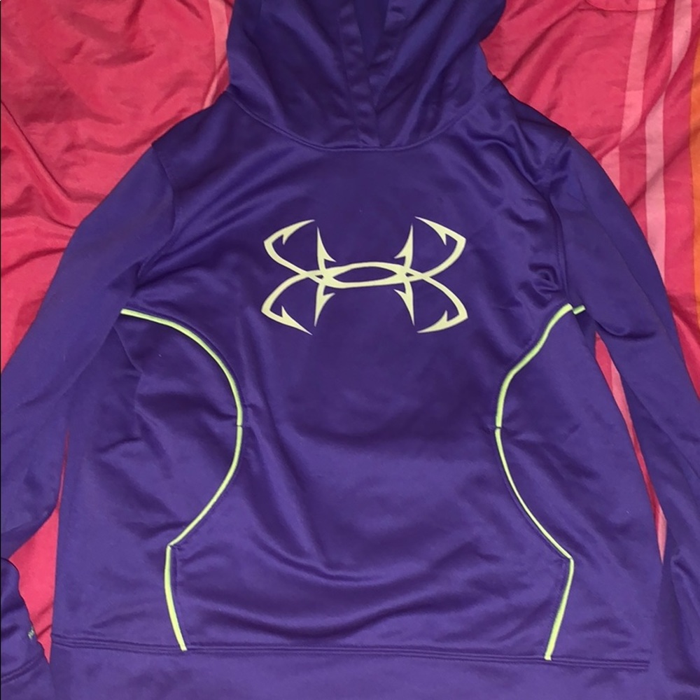 Under amour sweatshirt